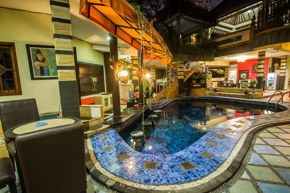 Sri Ratu Hotel ليجيان المظهر الخارجي الصورة