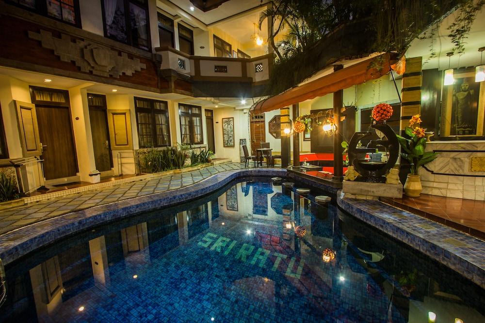 Sri Ratu Hotel ليجيان المظهر الخارجي الصورة