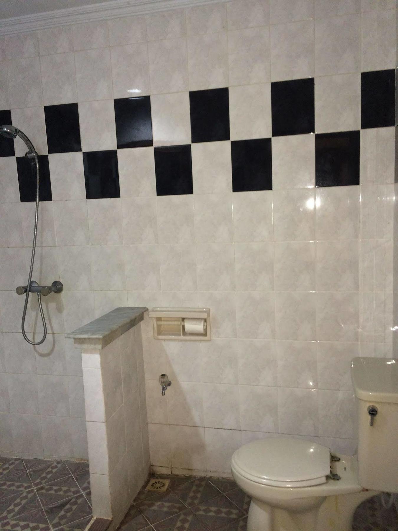 Sri Ratu Hotel ليجيان المظهر الخارجي الصورة
