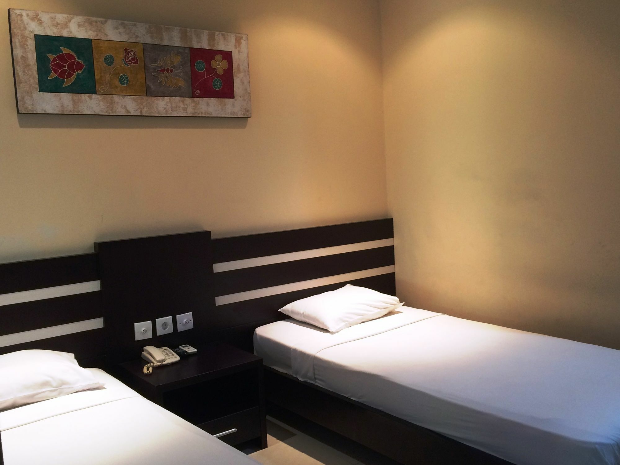 Sri Ratu Hotel ليجيان المظهر الخارجي الصورة