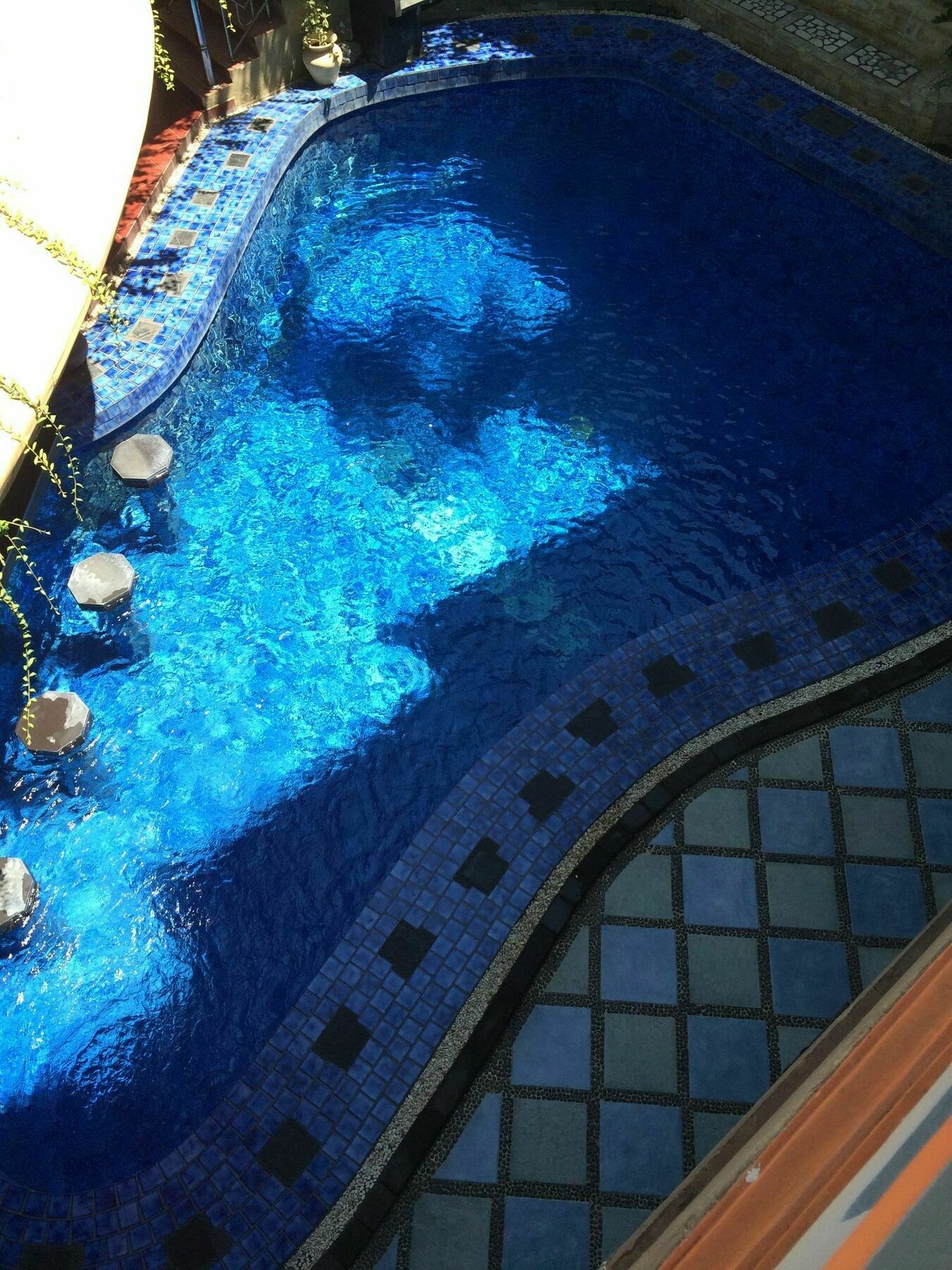 Sri Ratu Hotel ليجيان المظهر الخارجي الصورة